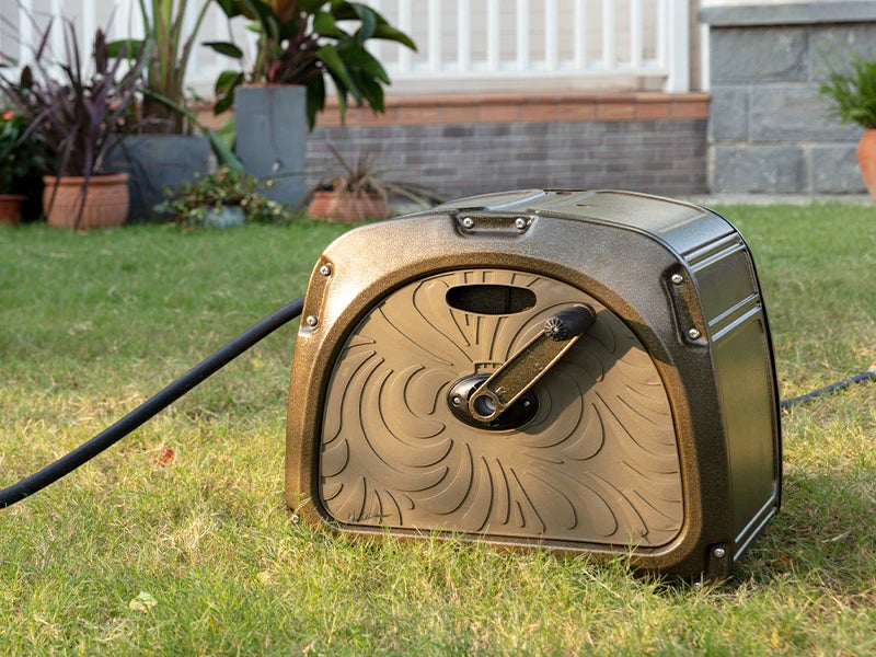 Giraffe Tools SW5 Metal Hose Reel Box Heavy Duty Garden Hose Crank Handle