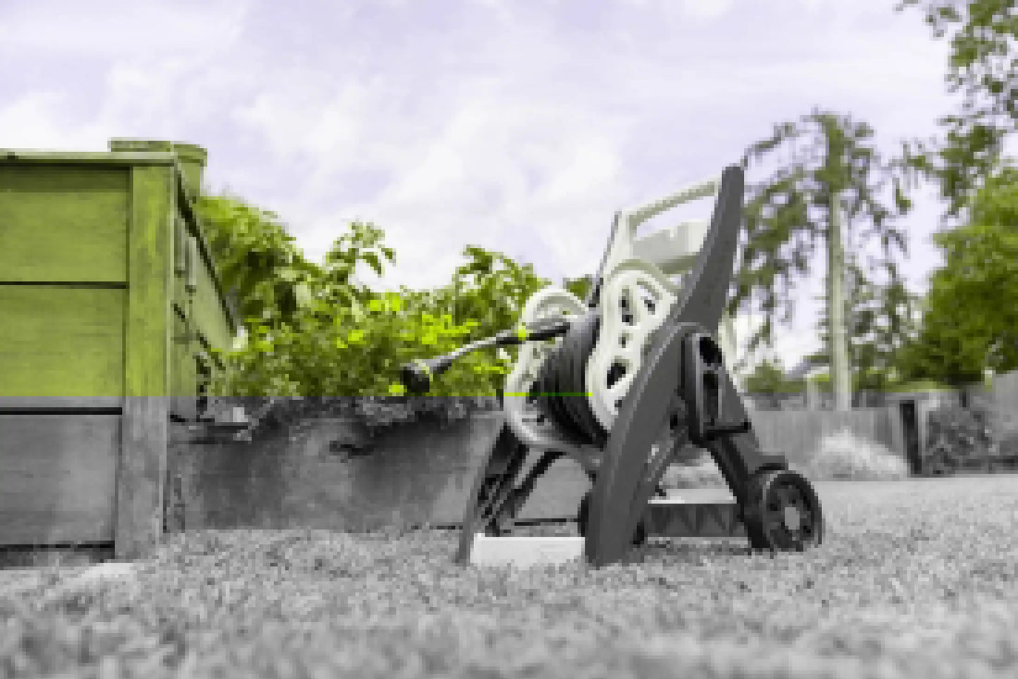 Suncast 175 Foot Hosemobile Hose Reel Cart Gray And Taupe With Large 7 Inch Wheels